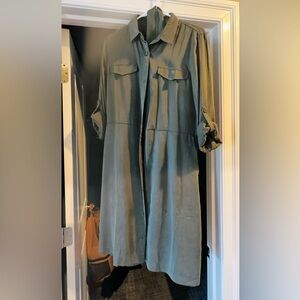 NEVER WORN, Banana Republic Shirtdress, size 8 TALL